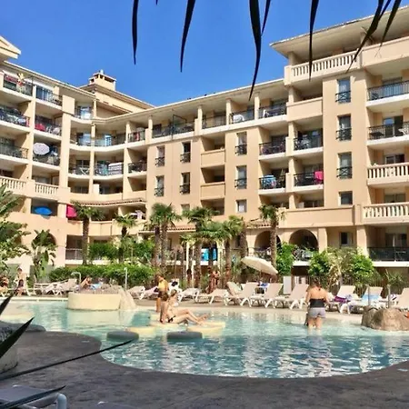 公寓 Stunning Sea View - Balcony - 2min To - Ac - Wifi - Pool